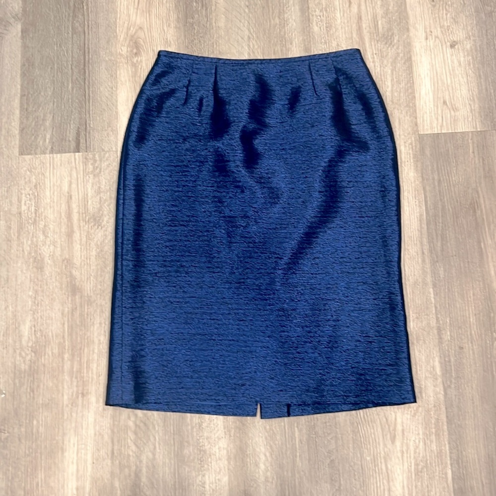 Electric blue pencil skirt, EUC